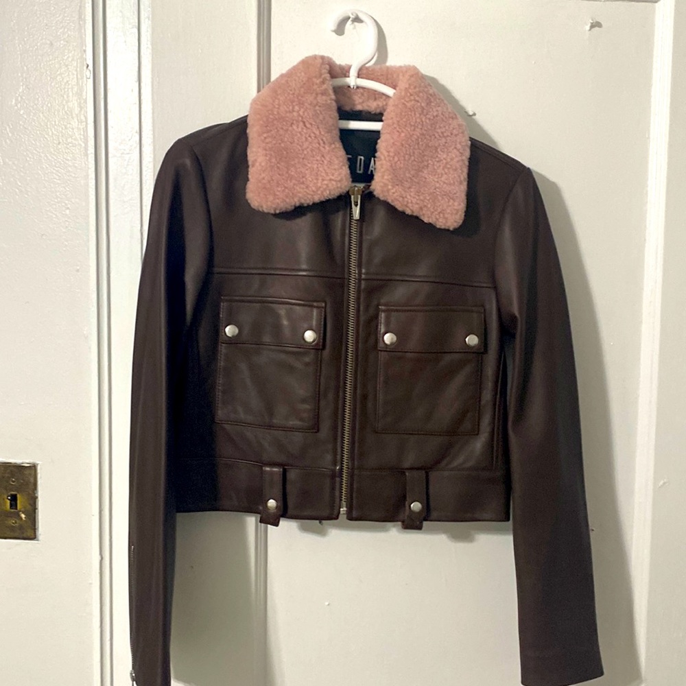 Veda womens brown leather cropped jacket with pink fur collar Pre owned